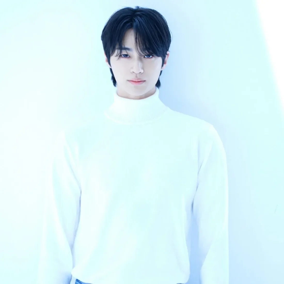 بیون وو سوک، بازیگر نقش سونگ جین‌وو در سریال Solo Leveling